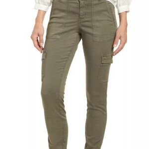 Caslon Army Green Utility Straight Leg Cargo Pants - Size 10